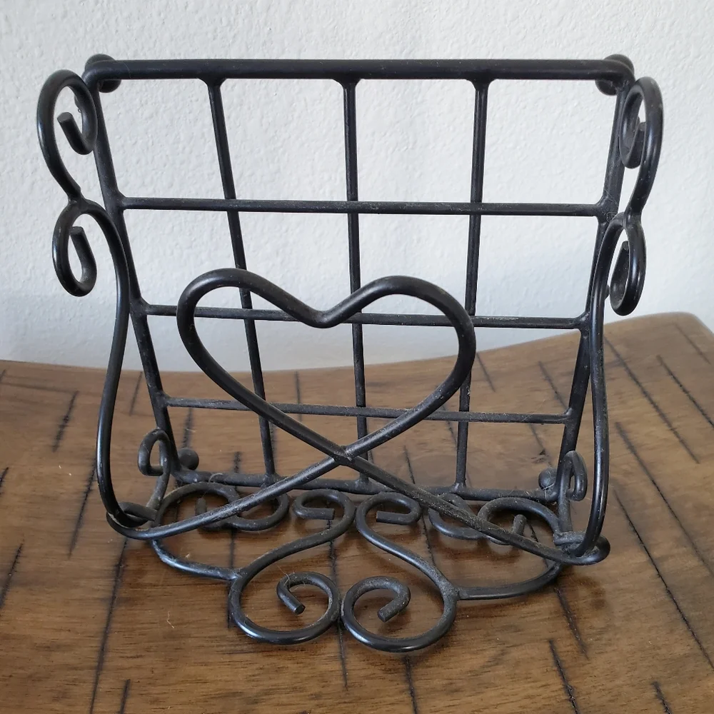Wrought Iron Picnic Napkin Holder Patio Mail Office Desk Organizer Holder